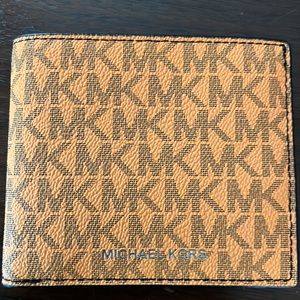 Michael Kor’s Mens Wallet